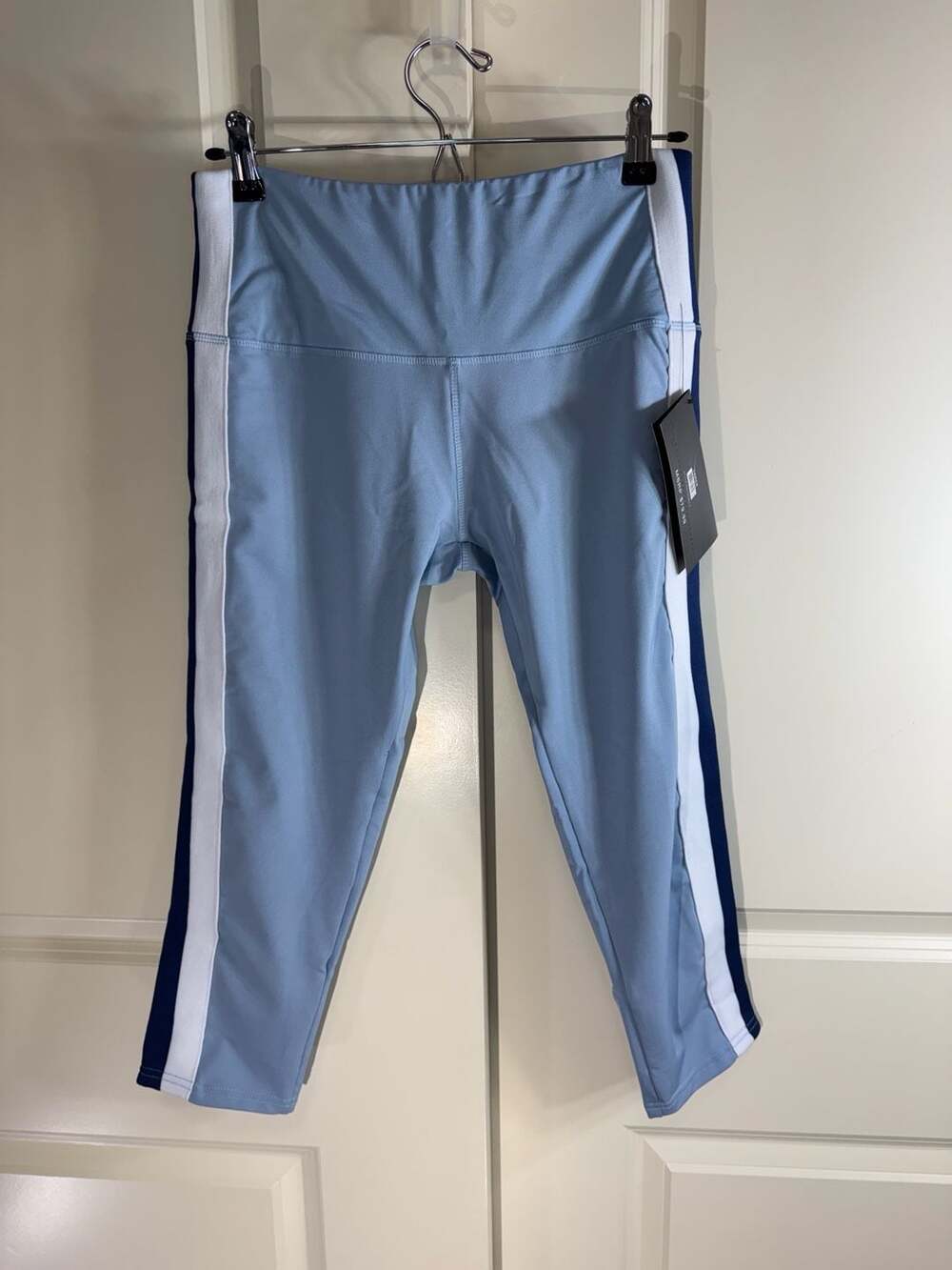 BSP Better Sports Performance Side-Stripe Athletic Capri Leggings Large